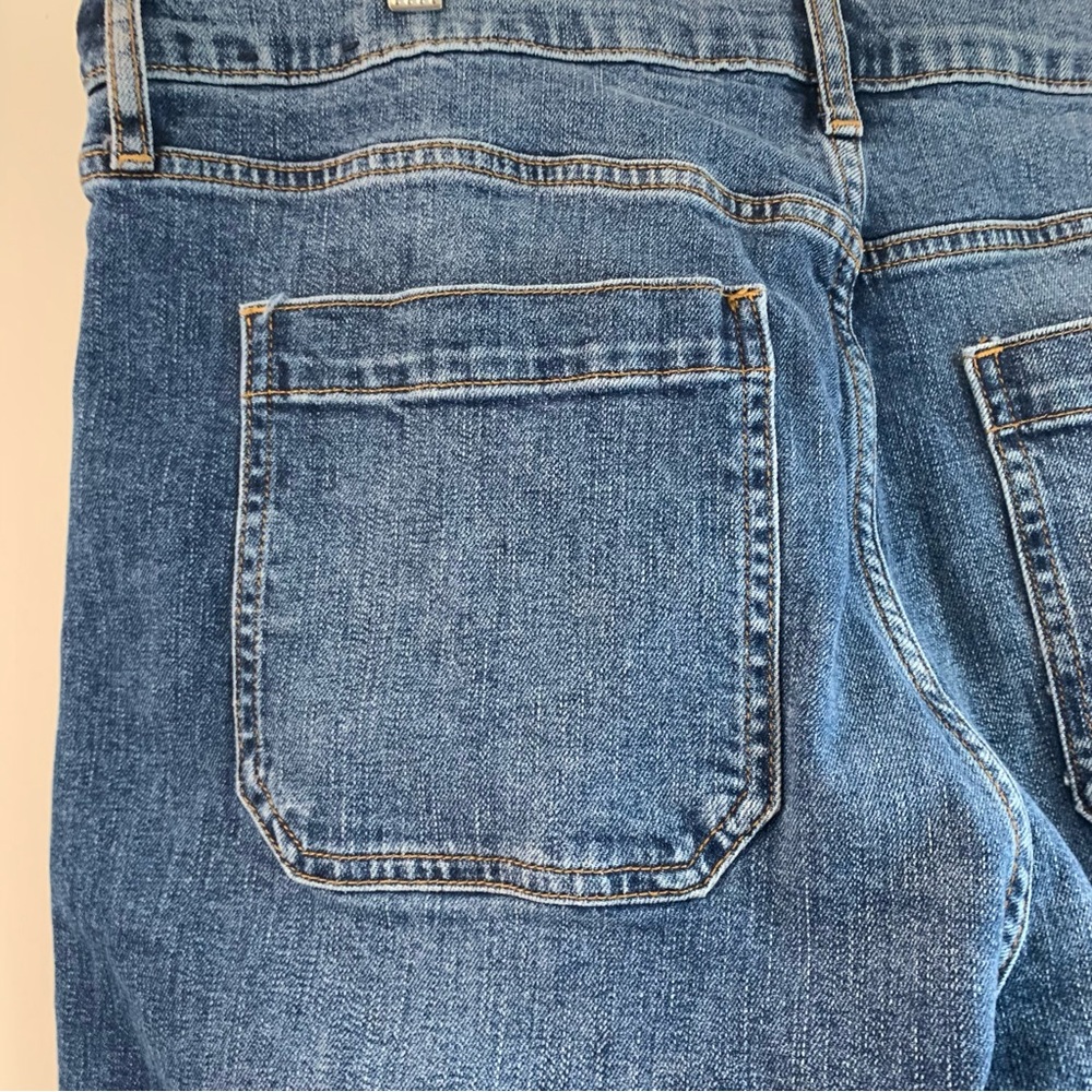 Gap Denim Women's Cheeky Straight Medium Indigo Size 16 Raw Hem - Picture 6 of 7